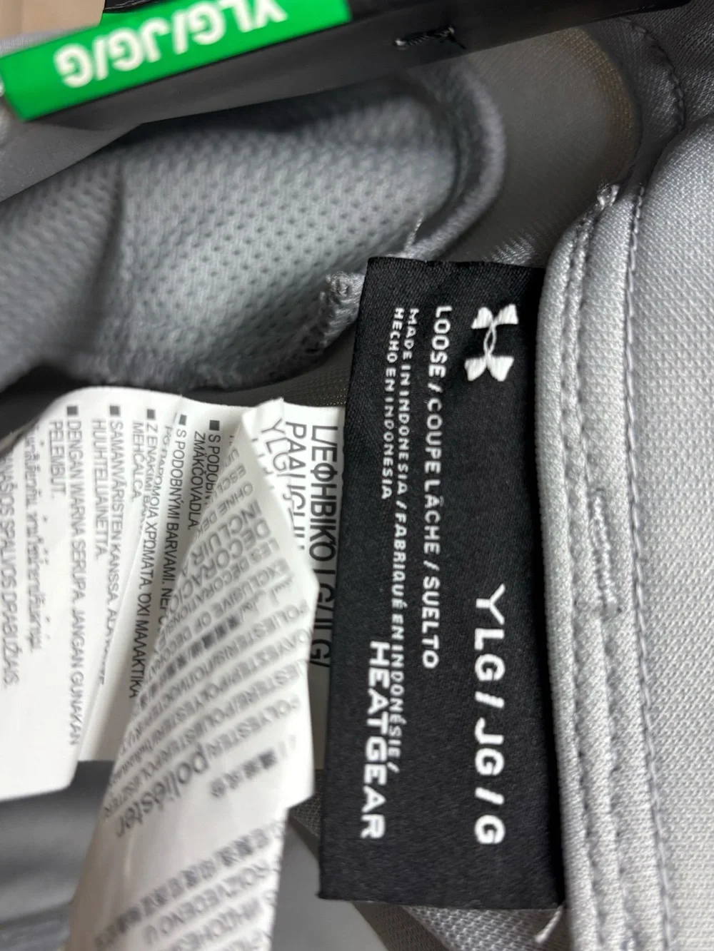 New Under Armour Gray Baseball Pants with Red Piping Size Youth Large